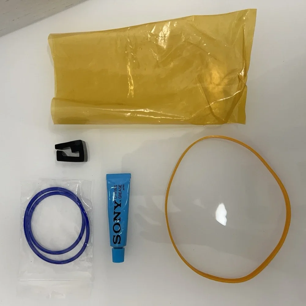 Sony MPK-NA Marine Pack Underwater Housing for Cyber-shot DSC-N1 40m/132ft